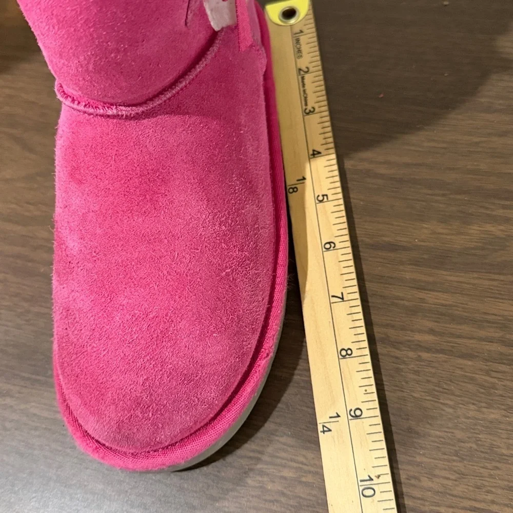 Koolaburra by UGG Victoria Short Boots girls size 3 #1019372